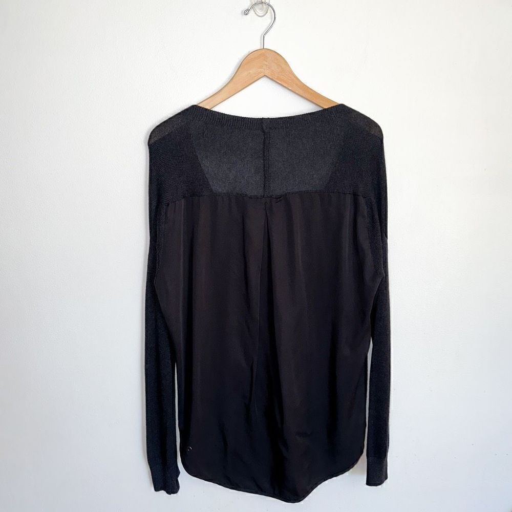 Lululemon Women’s Heathered Black Cardi in The Front Cardigan Sweater - Picture 3 of 9